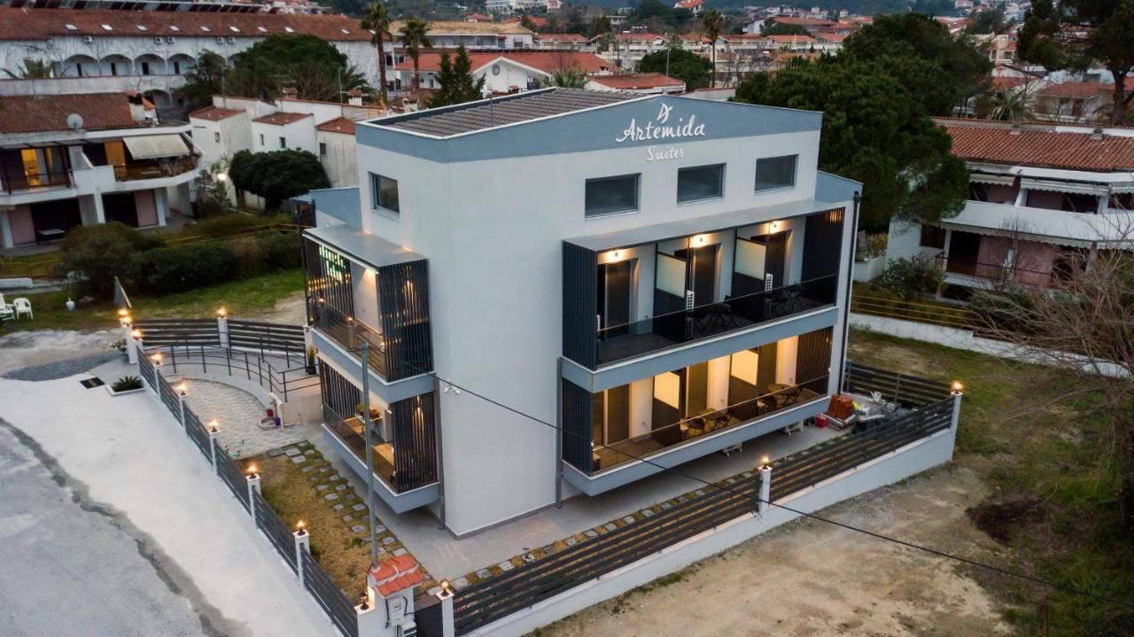 Artemida Suites Hanioti Exteriör bild