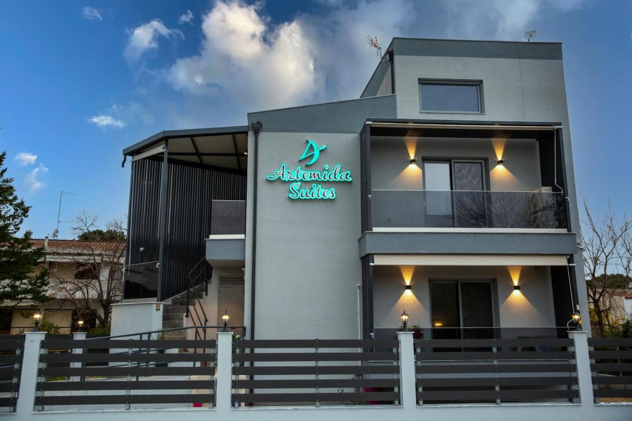Artemida Suites Hanioti Exteriör bild