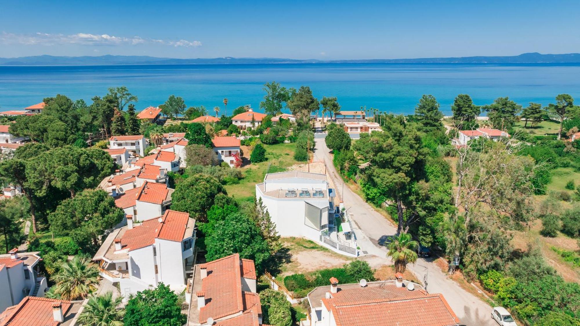 Artemida Suites Hanioti Exteriör bild