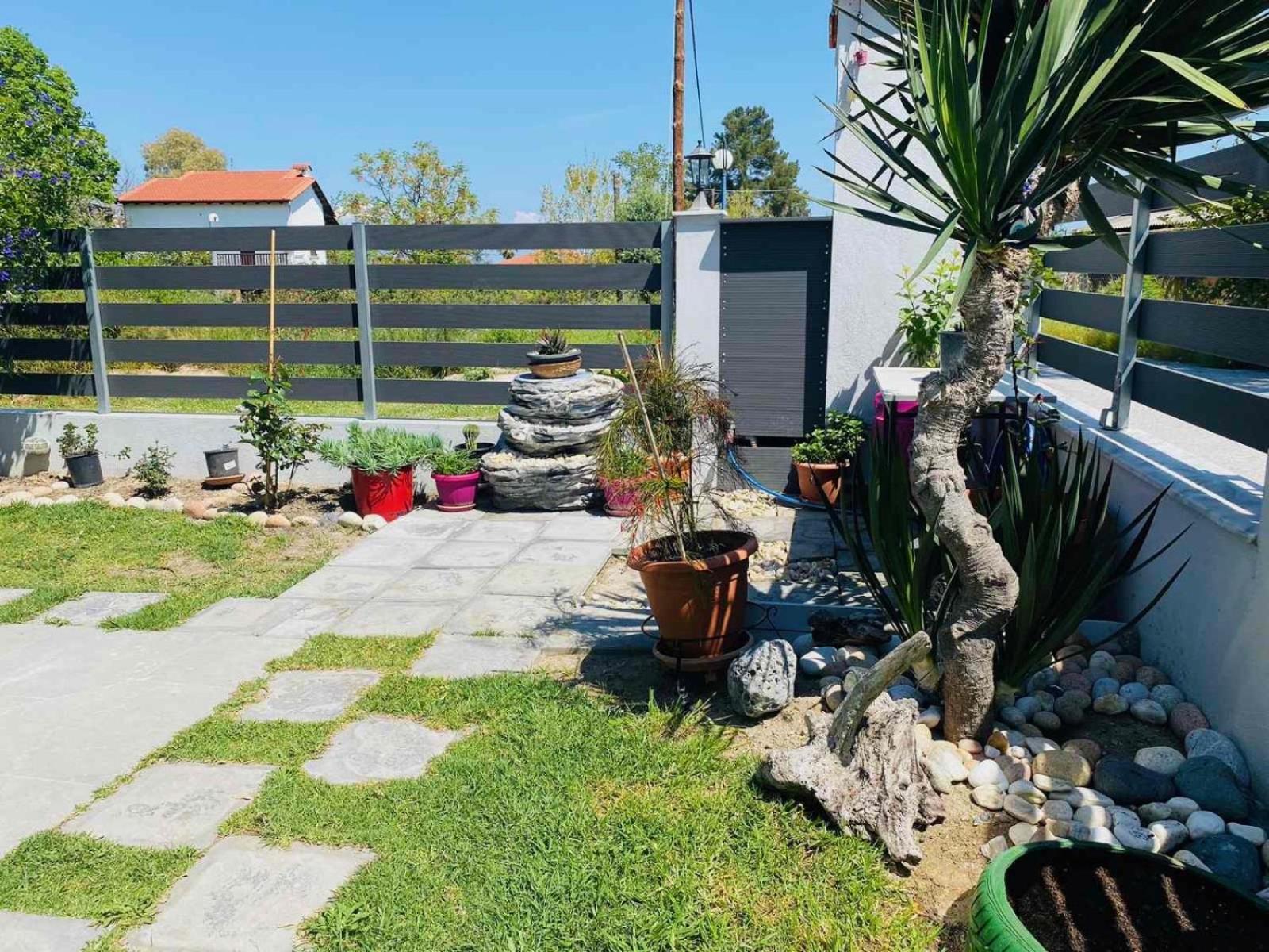 Artemida Suites Hanioti Exteriör bild